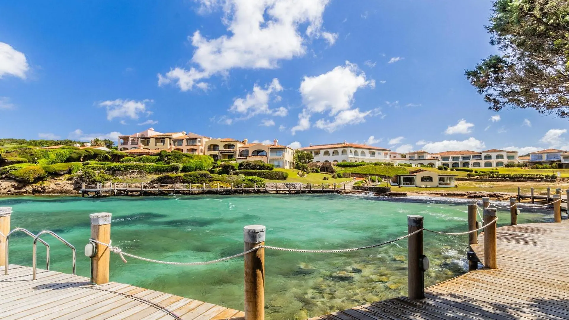 Porto Cervo-Cala Del Faro Parking-Sea-Garden Apartment